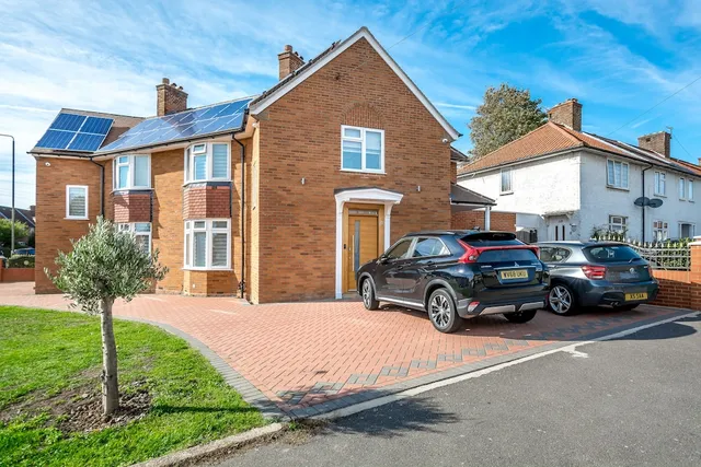 TA & Goldbeaters House