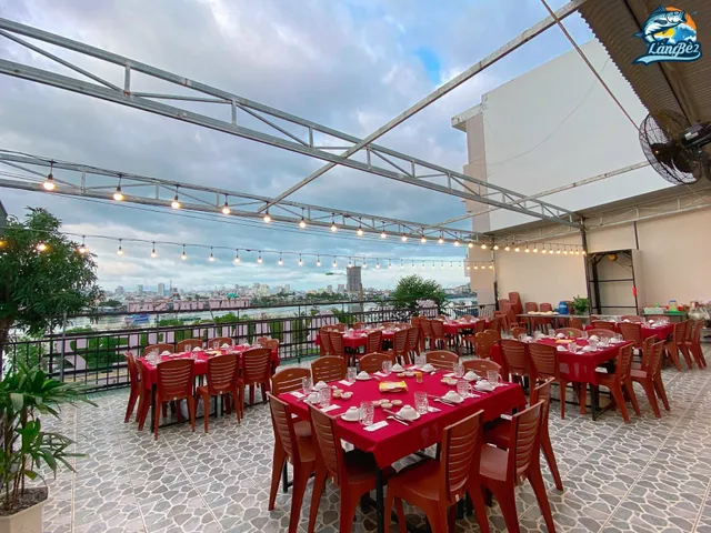 Hải sản LÀNG BÈ Nha Trang