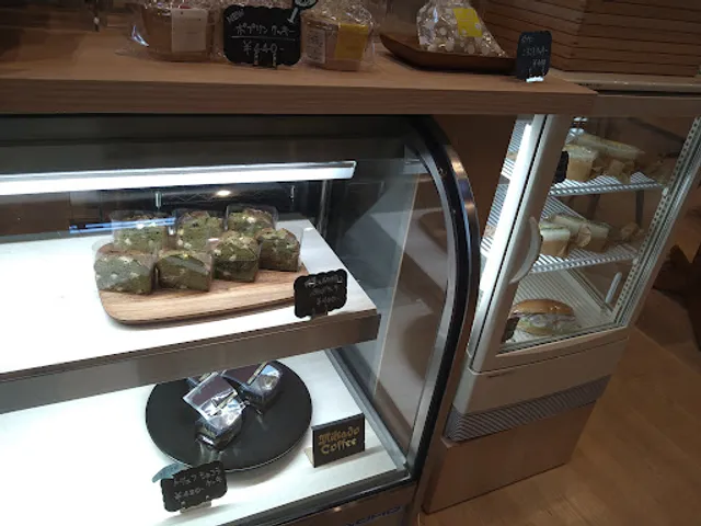 本の森のちいさなCafe Gankodo