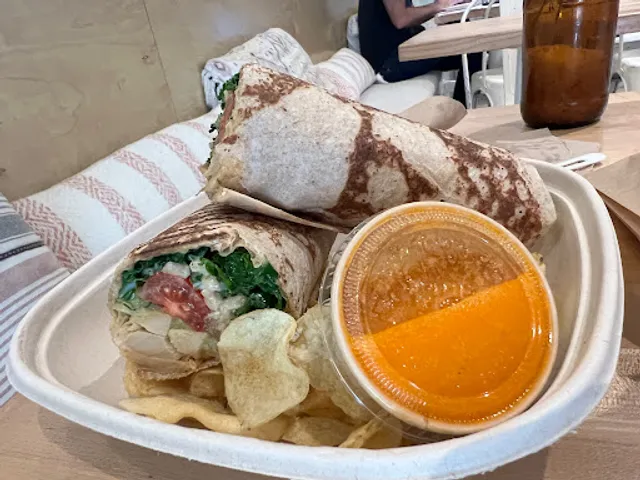 Happea's Mediterranean Grill