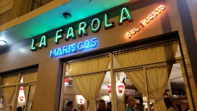 LA FAROLA DEL PUERTO di Capri