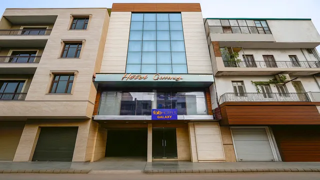 FabHotel Galaxy