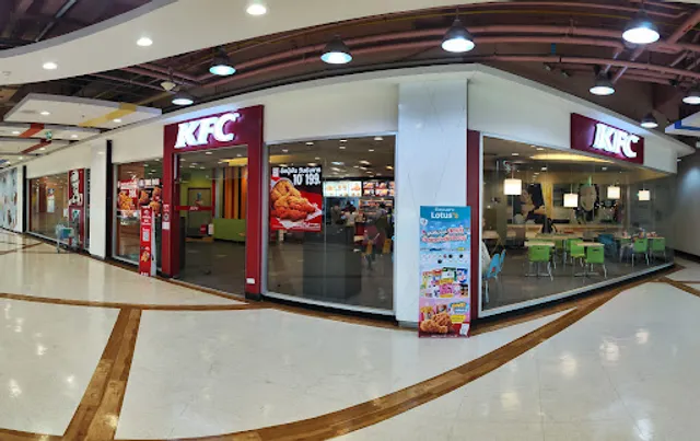 KFC Lotus Merry King Pinklao