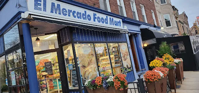 El Mercado Market