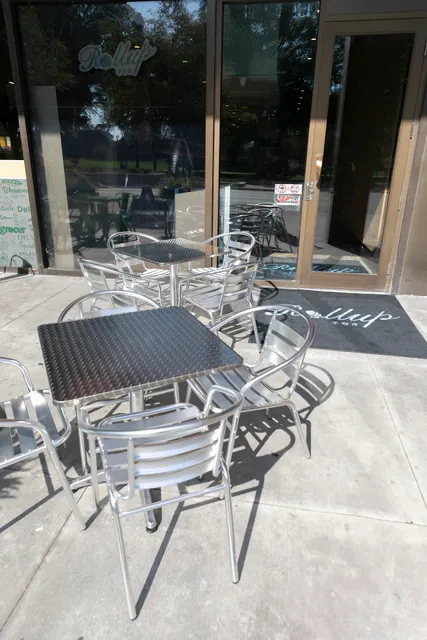 ROLL UP JAPANESE HAND ROLLS