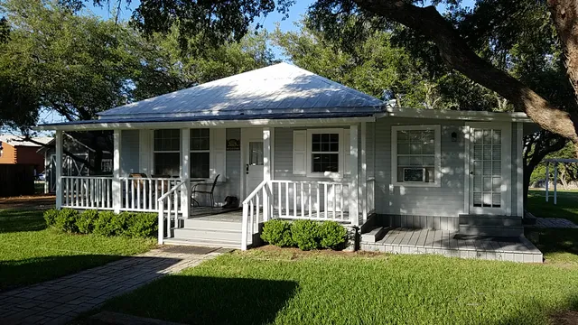 Guest House Bed and Breakfast Cottages