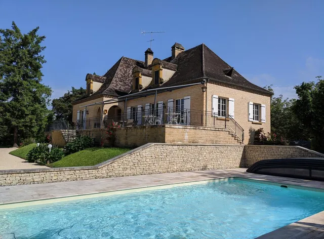 La Noyeraie du Port d'Enveaux