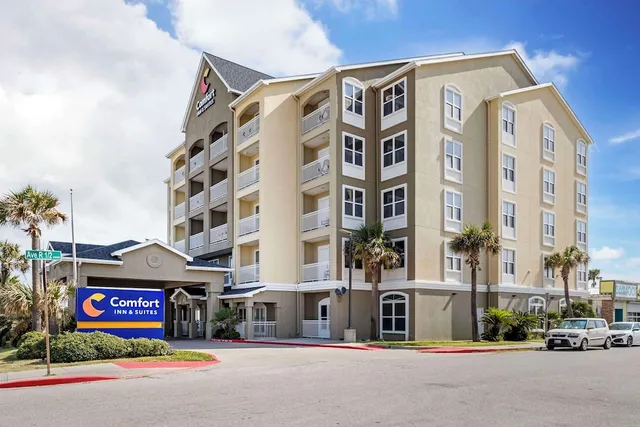 Comfort Inn & Suites Galveston Central Island near Pier