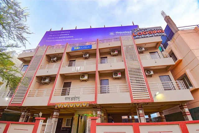 FabExpress 4 Star Executive By Fab Hotel 51424