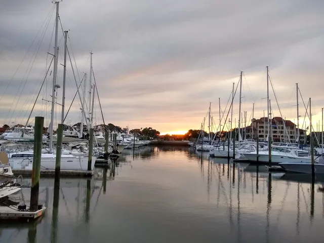 Camachee Cove Yacht Harbor