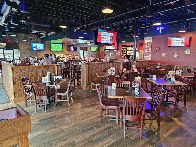 Wing Daddy's Sauce House