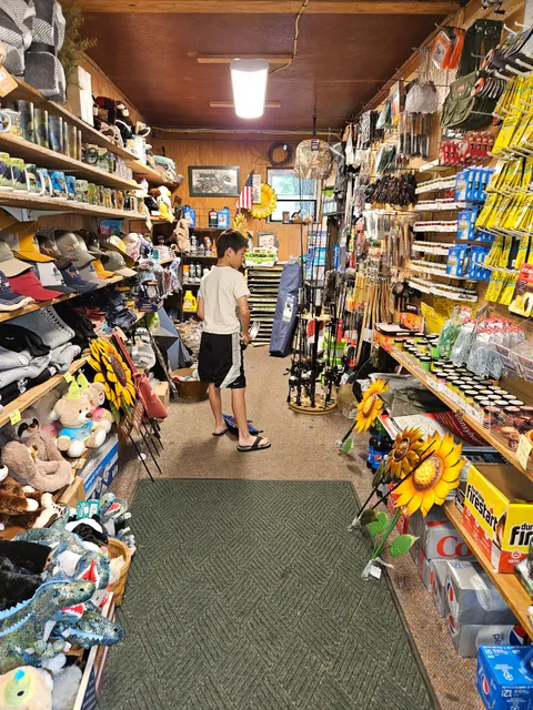 Kinney's Country Store & Bar