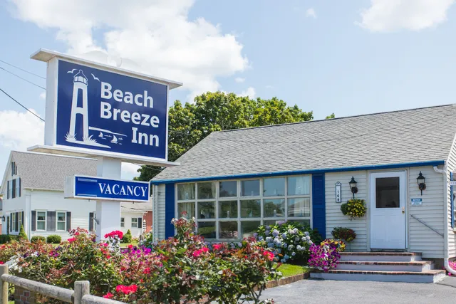 A Beach Breeze Inn
