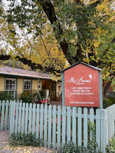 Mi Amoré Sedona (The Hart Store 1926)