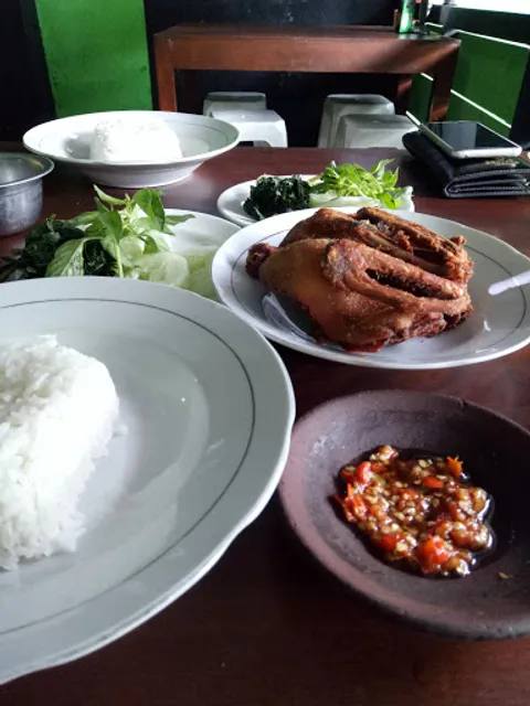 Bebek Goreng H. Slamet Suhat