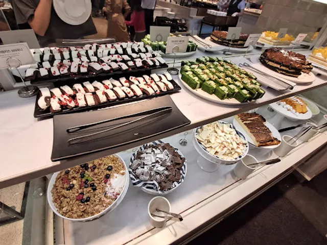 애슐리퀸즈 롯데아울렛 동부산점