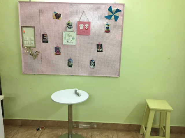 Green Dot Cheesecake