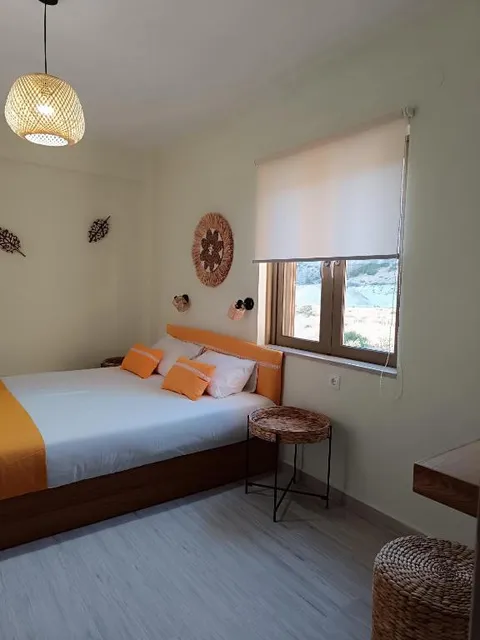 Milolithos Paleochora