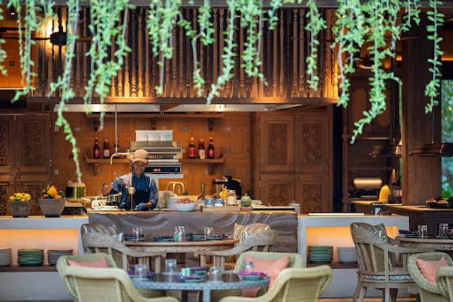 Village Square - Wok Wok