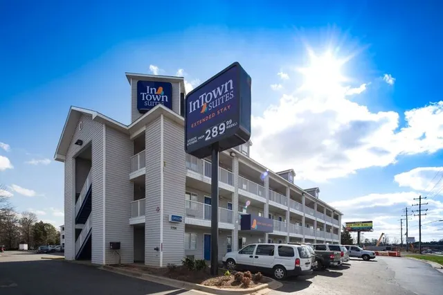 InTown Suites Extended Stay Charlotte NC - North Tryon St