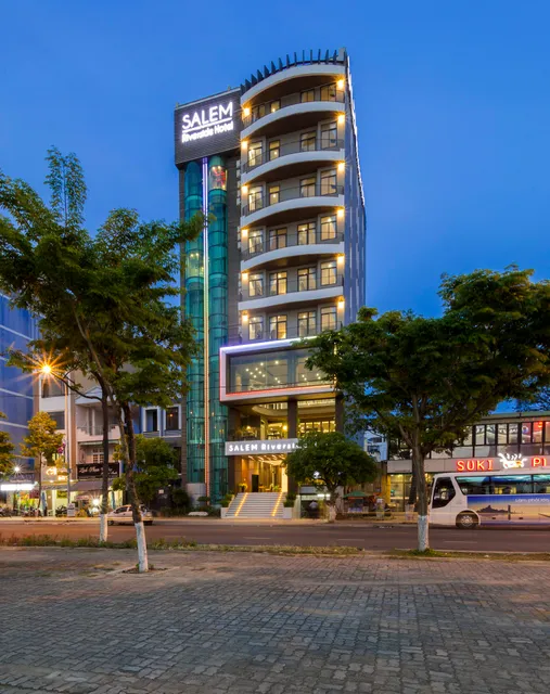 Salem Riverside Hotel