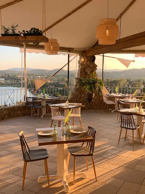 o Mylos by Isla Cuisine