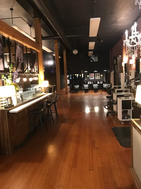 Beehive Cut & Color Bar