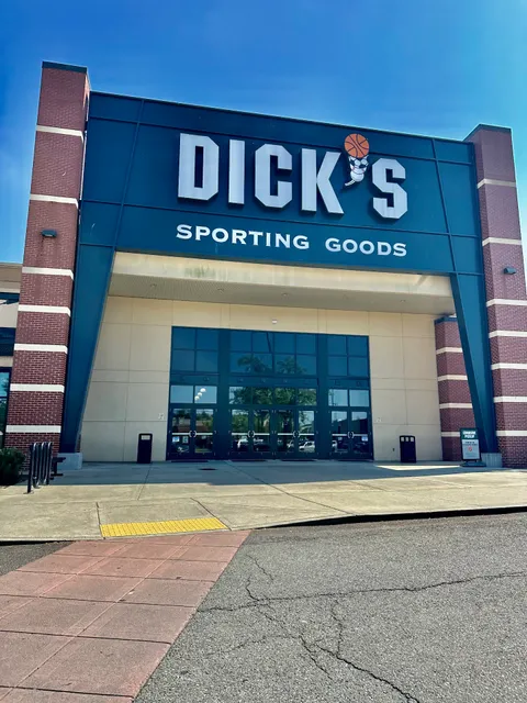 DICK'S Sporting Goods