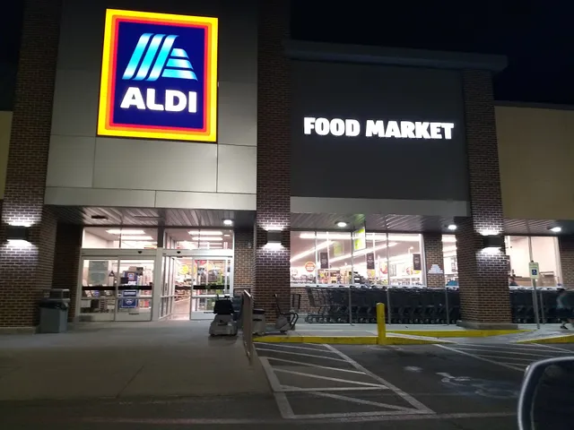 Northwest Village Shopping Center