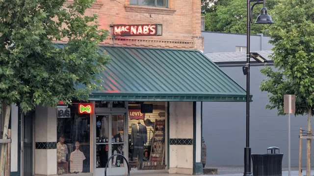 Mac Nab's Men's Wear