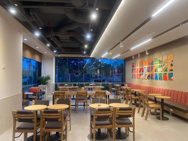 Highlands Coffee Intracom