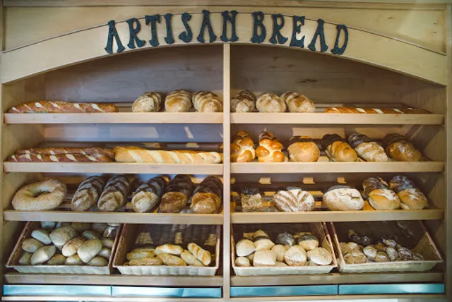 JK Bakery Cafe (downtown)