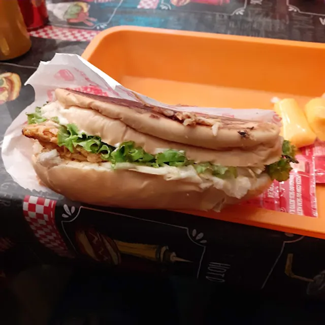 Boys Lanches Santa Paulínia