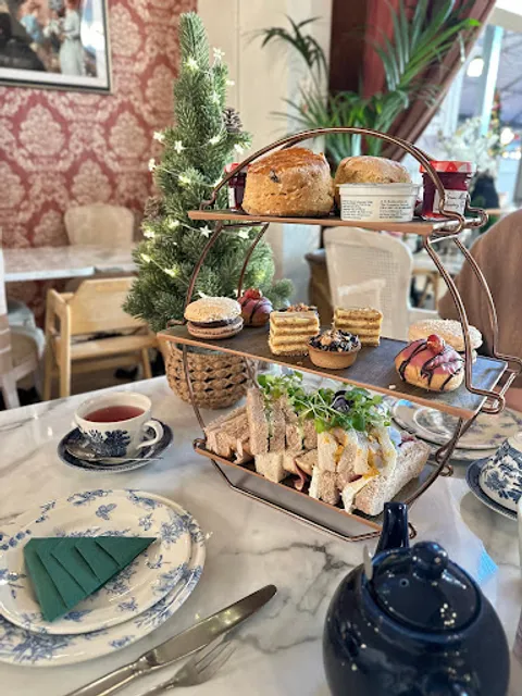 Origins Pâtisserie & Prose