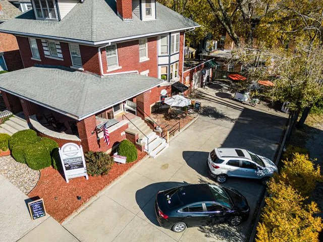 Icebergs Italian Ice & Gelato