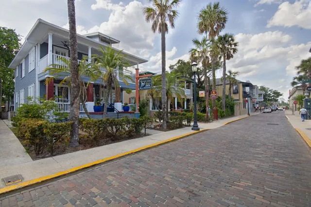 Hemingway House Bed and Breakfast