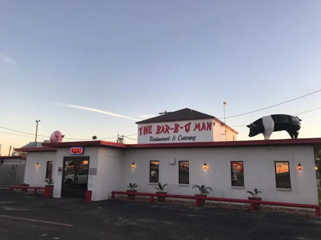 The Bar-B-Q Man Restaurant & Catering