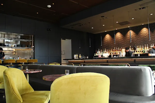 Welton Room cocktail + kitchen