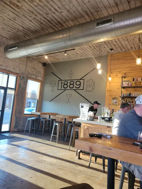 1889 Taphouse