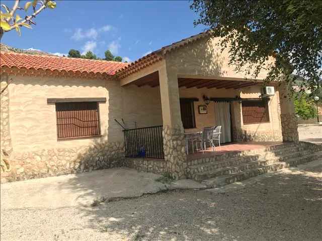 Casa Rural “El Valle de Yeste”.