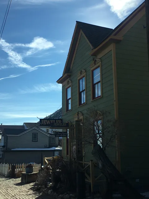 Highlander Goldsmith