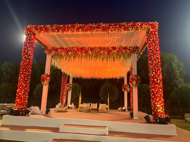Palkhi banquets & lawns | Banquet hall in Vadodara Party plot in Vadodara