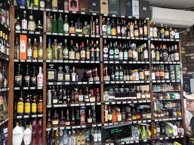 W & J Wines & Spirits