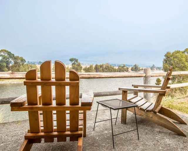 Yellowstone Valley Grill