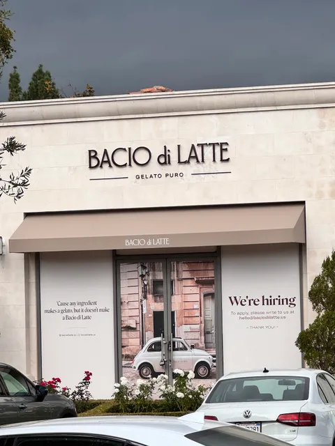 Bacio di Latte | The Promenade at Westlake, LA