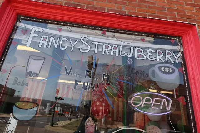 Fancy Strawberry Cafe