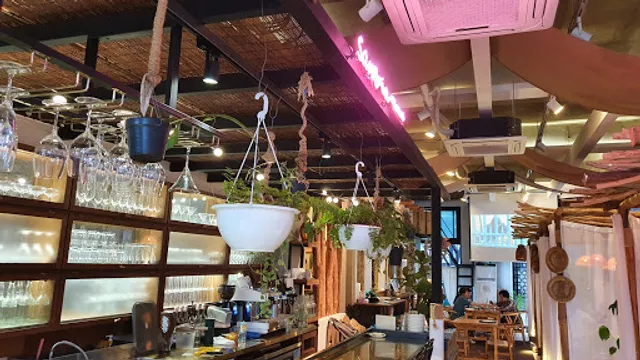 Moru Brunch Cafe Dunsan