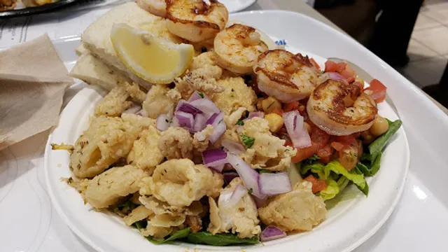 OPA! of Greece Market Mall