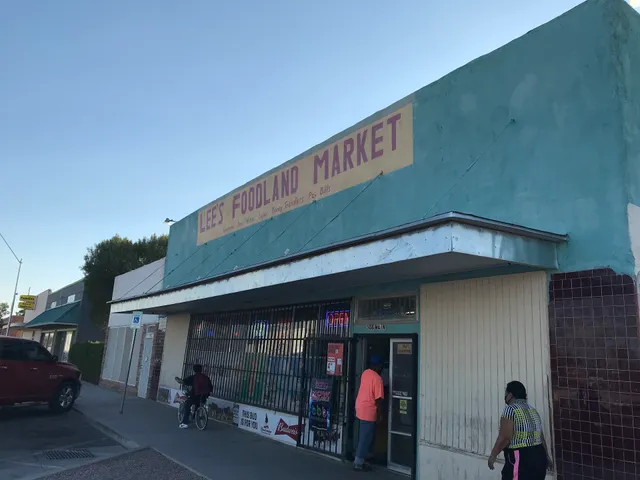 Lee's Foodland Market