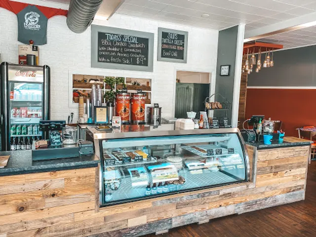 Kanini's Restaurant & Catering